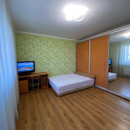 Separate Appartment At Shota Rustaveli Street Oldenburg Bagian luar foto