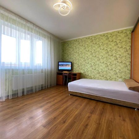 Separate Appartment At Shota Rustaveli Street Oldenburg Bagian luar foto